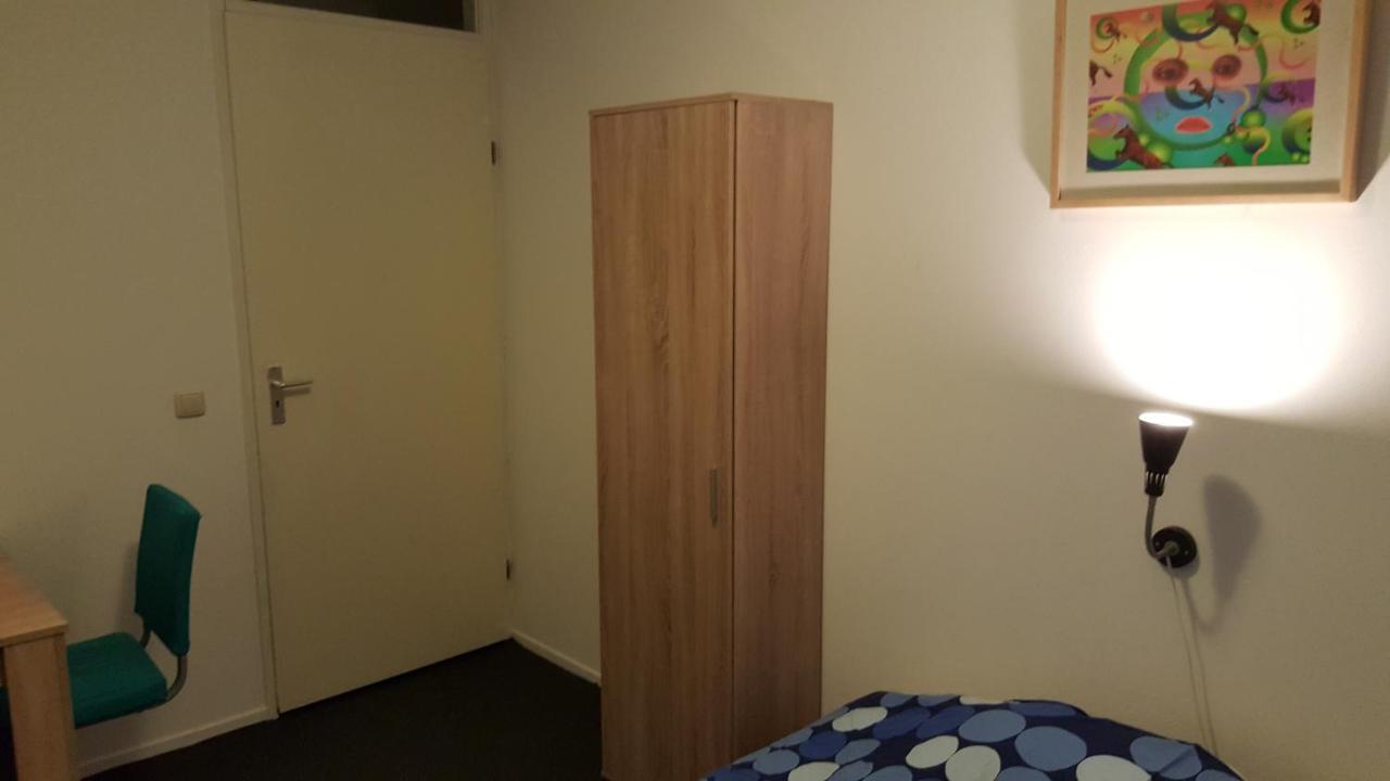 Quiet Spacious Room Amsterdam Exterior photo